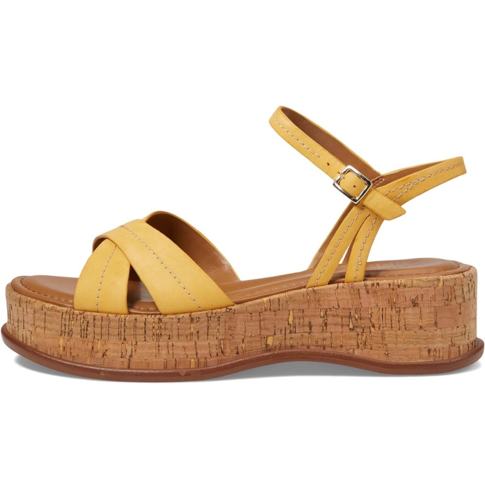 NEW Naturalizer Ankle Straps Heeled Sandal